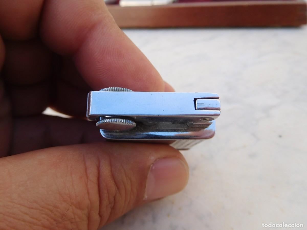 Mecheros: Encendedor de gasolina antiguo Atom (Funciona) - Foto 10