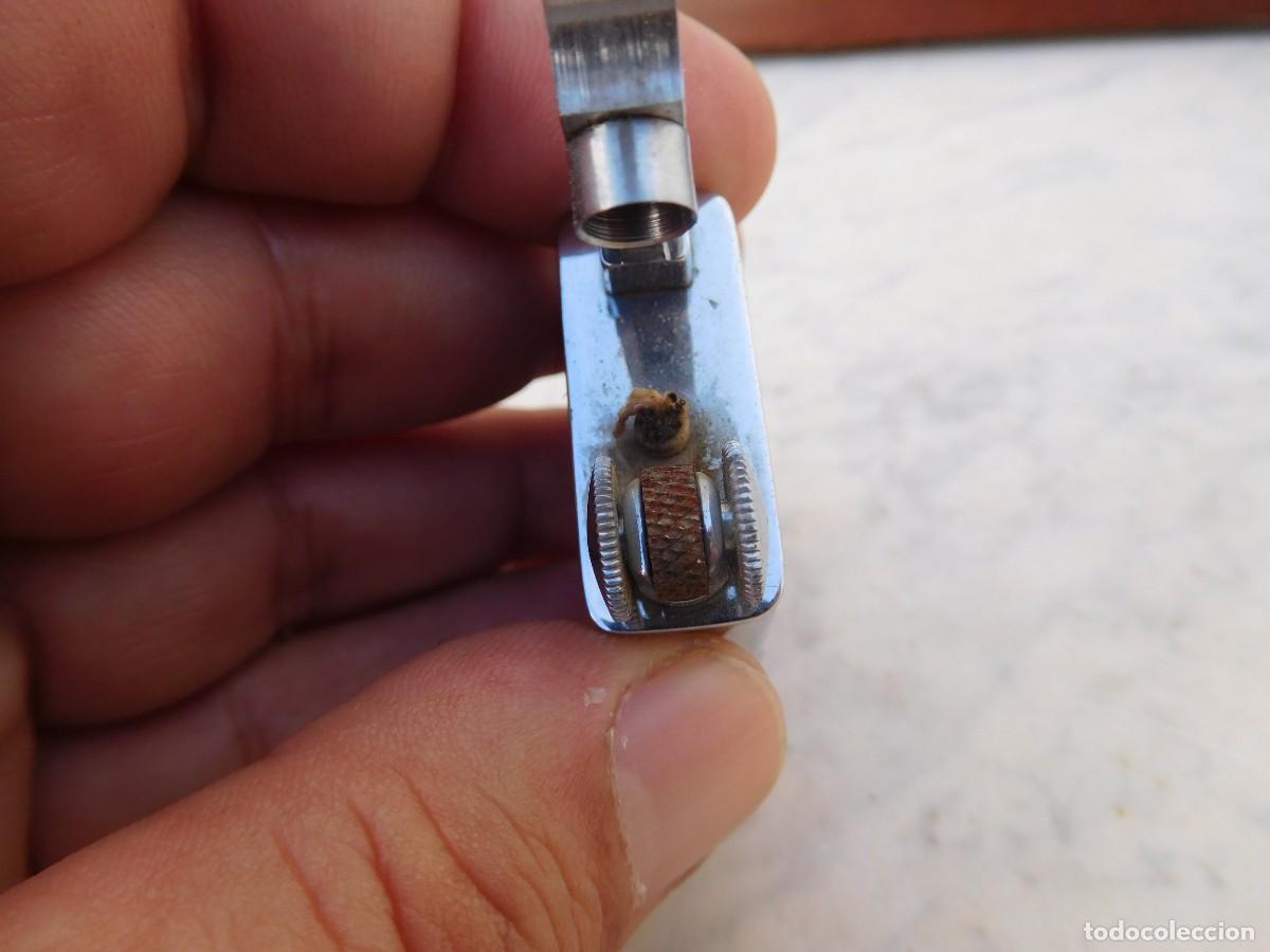 Mecheros: Encendedor de gasolina antiguo Atom (Funciona) - Foto 13