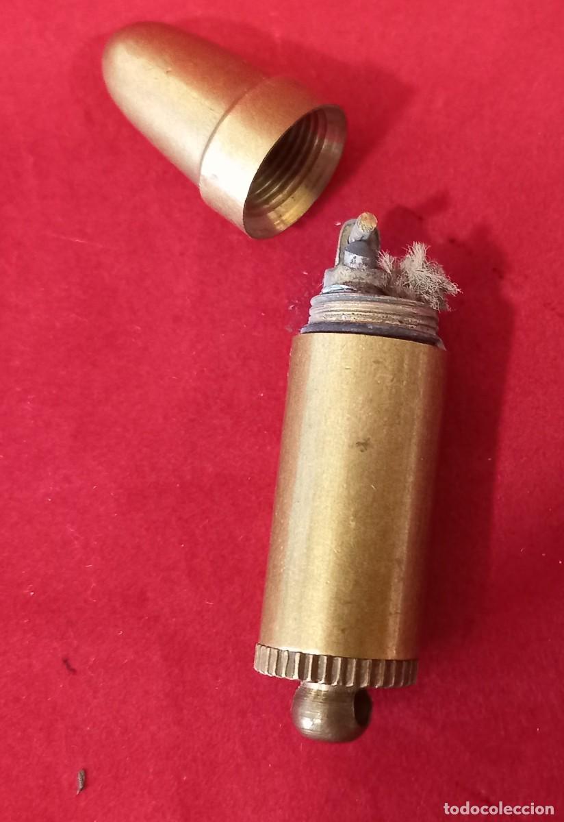 Mecheros: ANTIGUO MECHERO DE CHISPA CON FORMA DE BALA - Foto 2