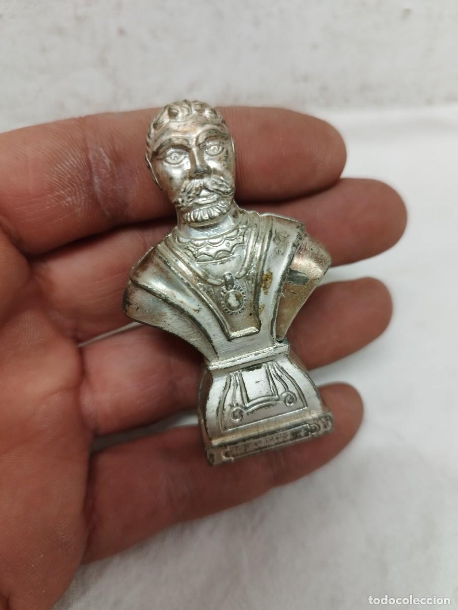 Mecheros: Mechero autom&aacute;tico, forma de busto de hombre a identificar. Funciona. - Foto 1