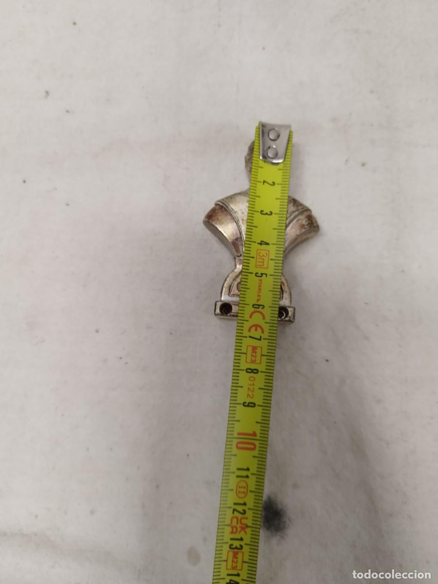 Mecheros: Mechero autom&aacute;tico, forma de busto de hombre a identificar. Funciona. - Foto 4