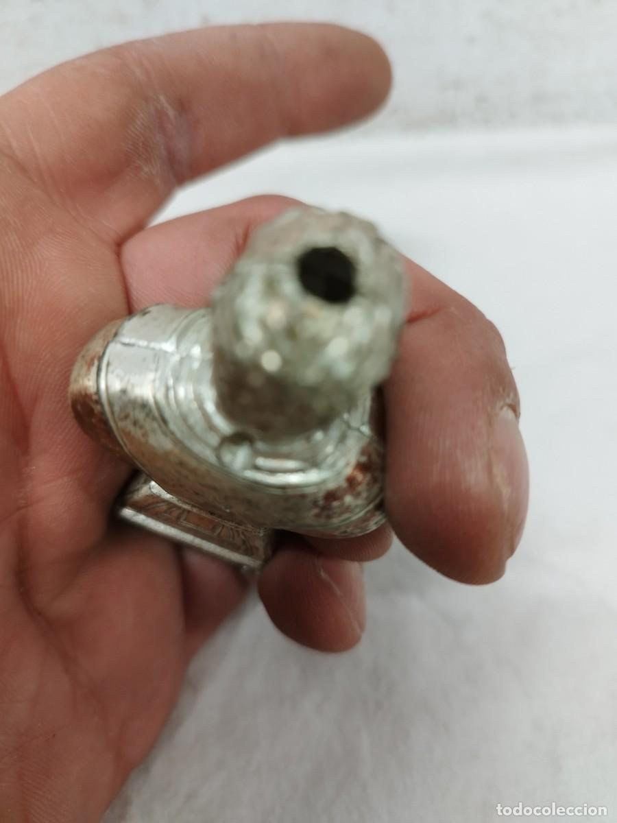 Mecheros: Mechero autom&aacute;tico, forma de busto de hombre a identificar. Funciona. - Foto 6