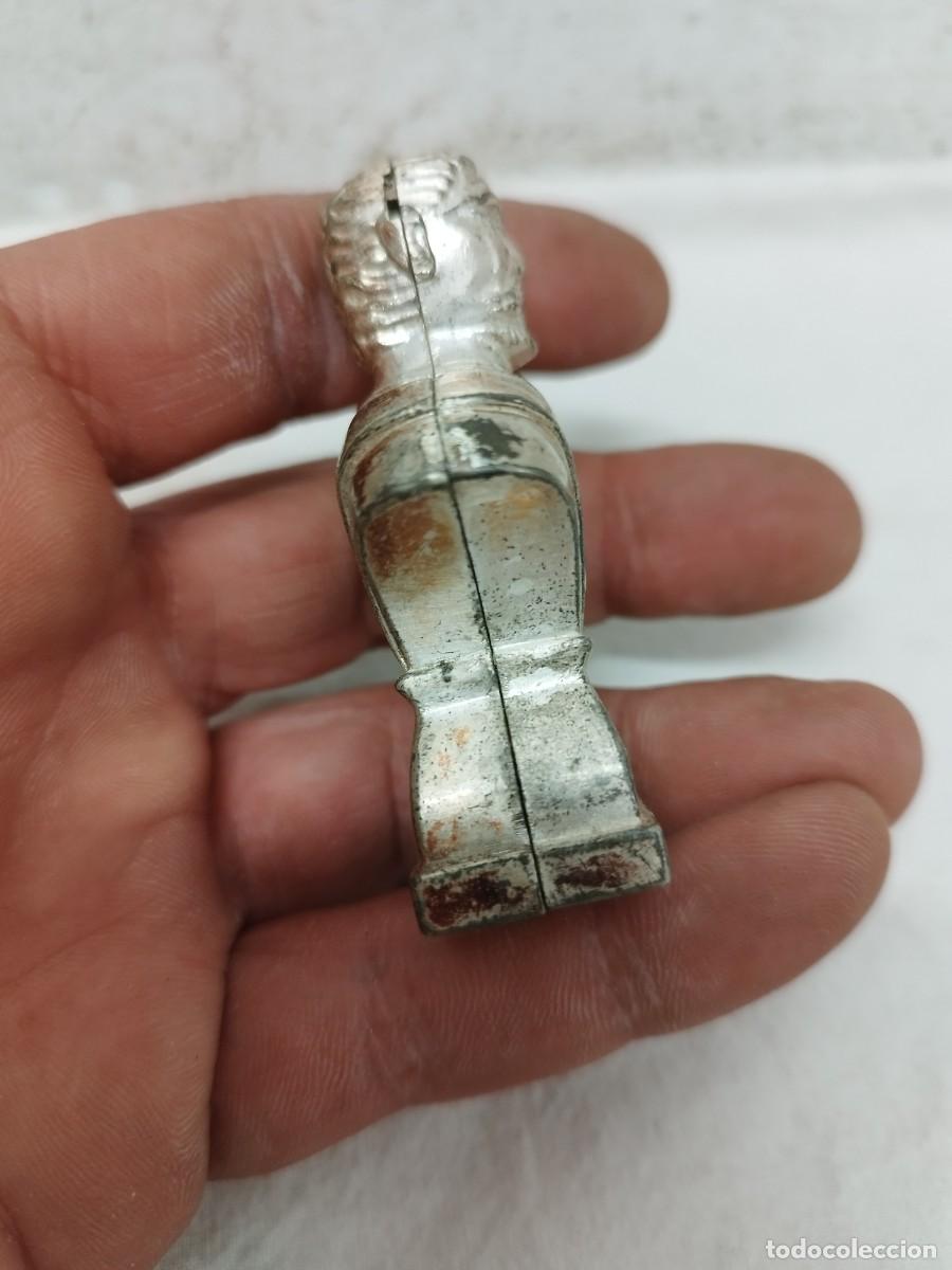 Mecheros: Mechero autom&aacute;tico, forma de busto de hombre a identificar. Funciona. - Foto 8