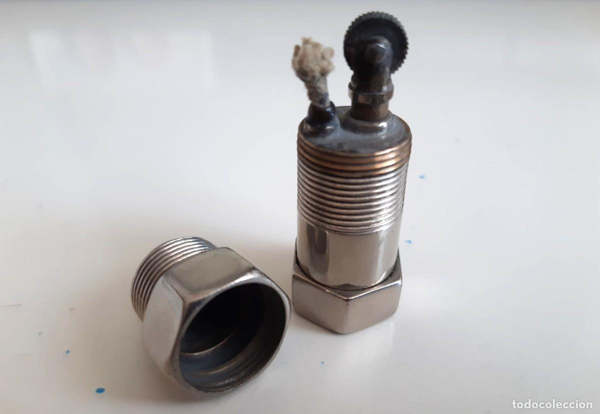 Mecheros: Mechero de gasolina con forma de tornillo y tuerca - Foto 1