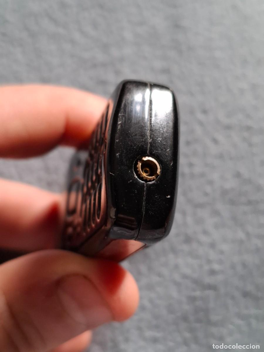 Mecheros: Mechero de metal con forma de tel&eacute;fono - Foto 2