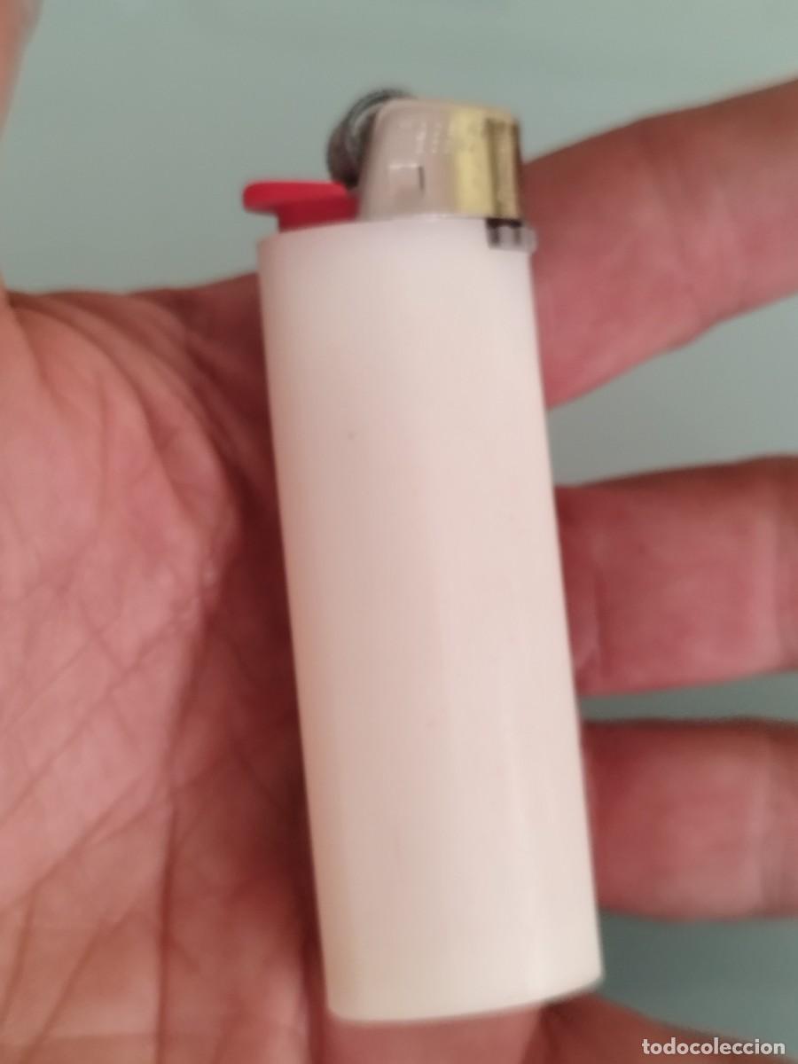 Mecheros: Mechero Bic, del Museo del Ej&eacute;rcito. Sin gas. - Foto 3