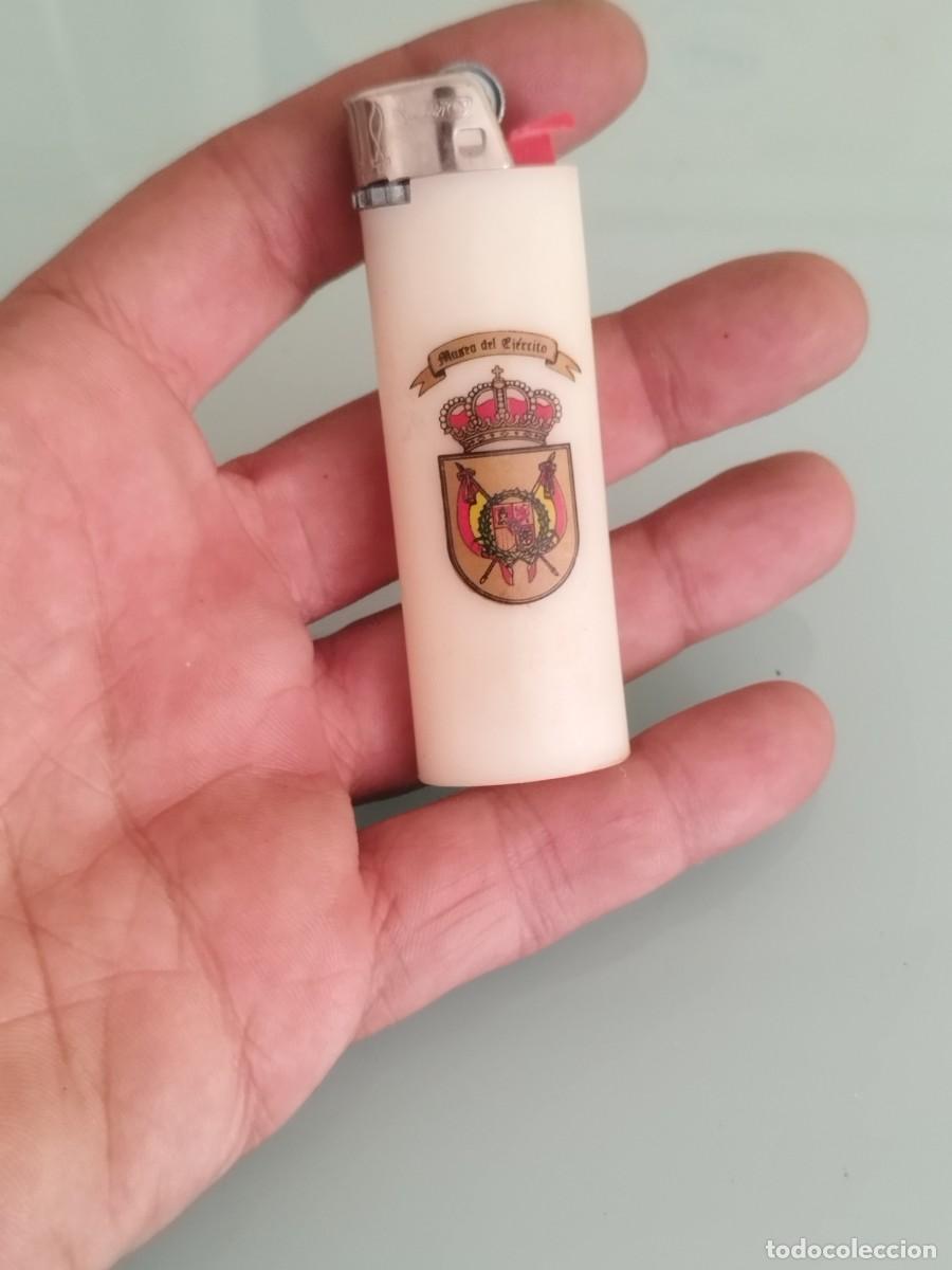 Mecheros: Mechero Bic, del Museo del Ej&eacute;rcito. Sin gas. - Foto 1