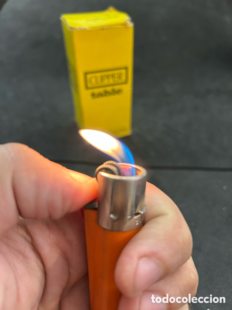 Mecheros: Clipper table + encendedor + caja - Foto 7