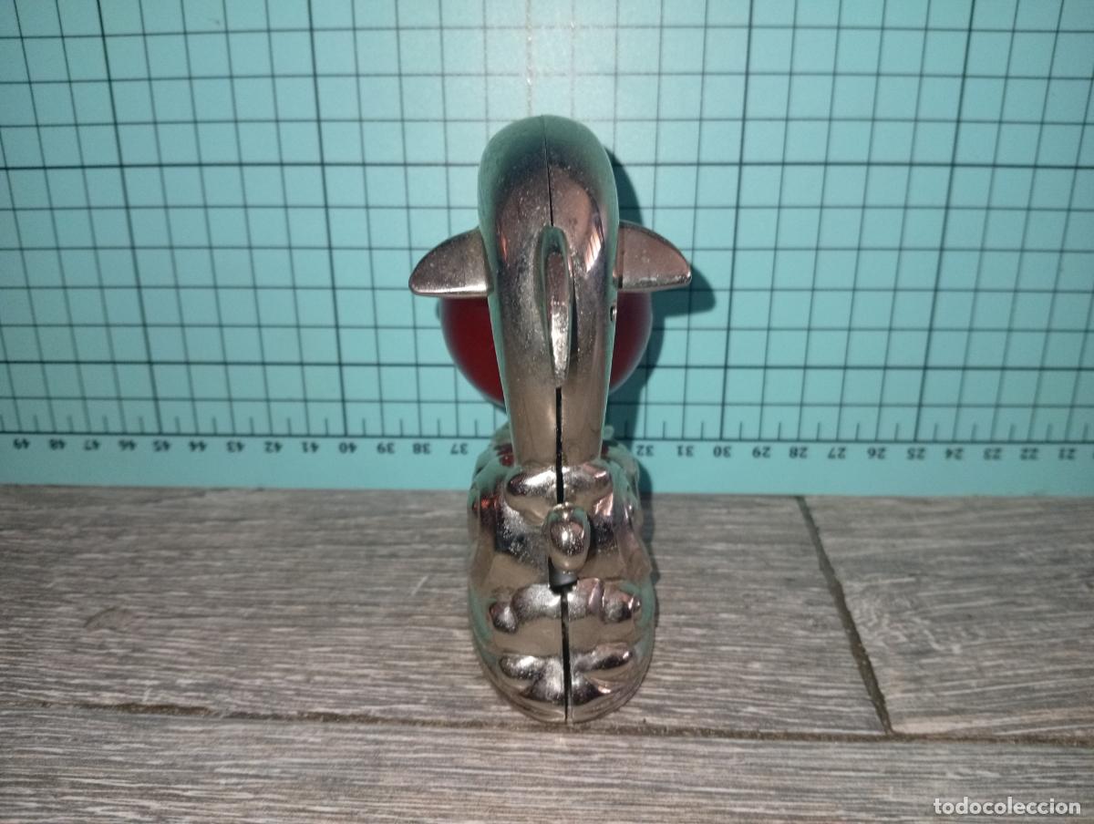 Mecheros: Antiguo mechero encendedor delfin - Foto 3