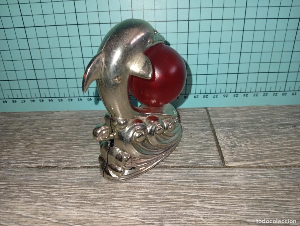 Mecheros: Antiguo mechero encendedor delfin - Foto 4