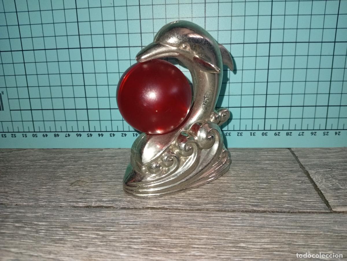 Mecheros: Antiguo mechero encendedor delfin - Foto 1