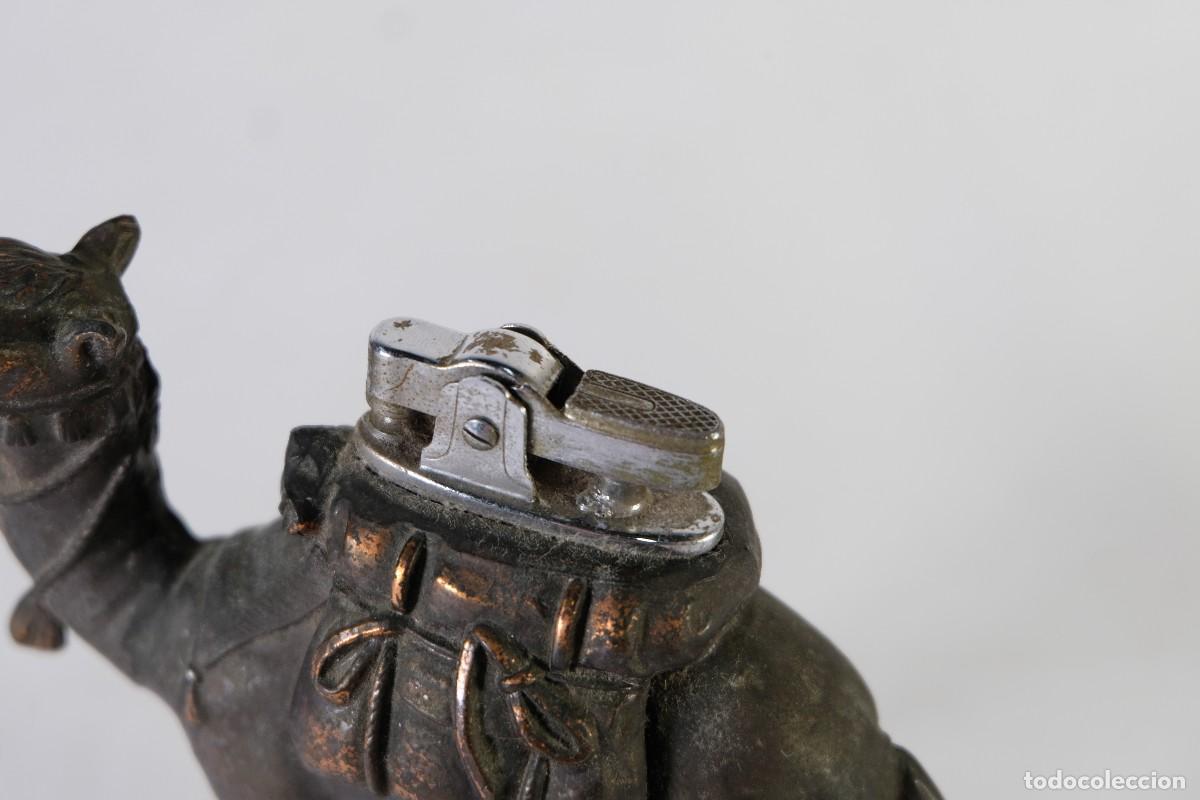 Mecheros: Mechero con forma de camello en metal - Foto 7