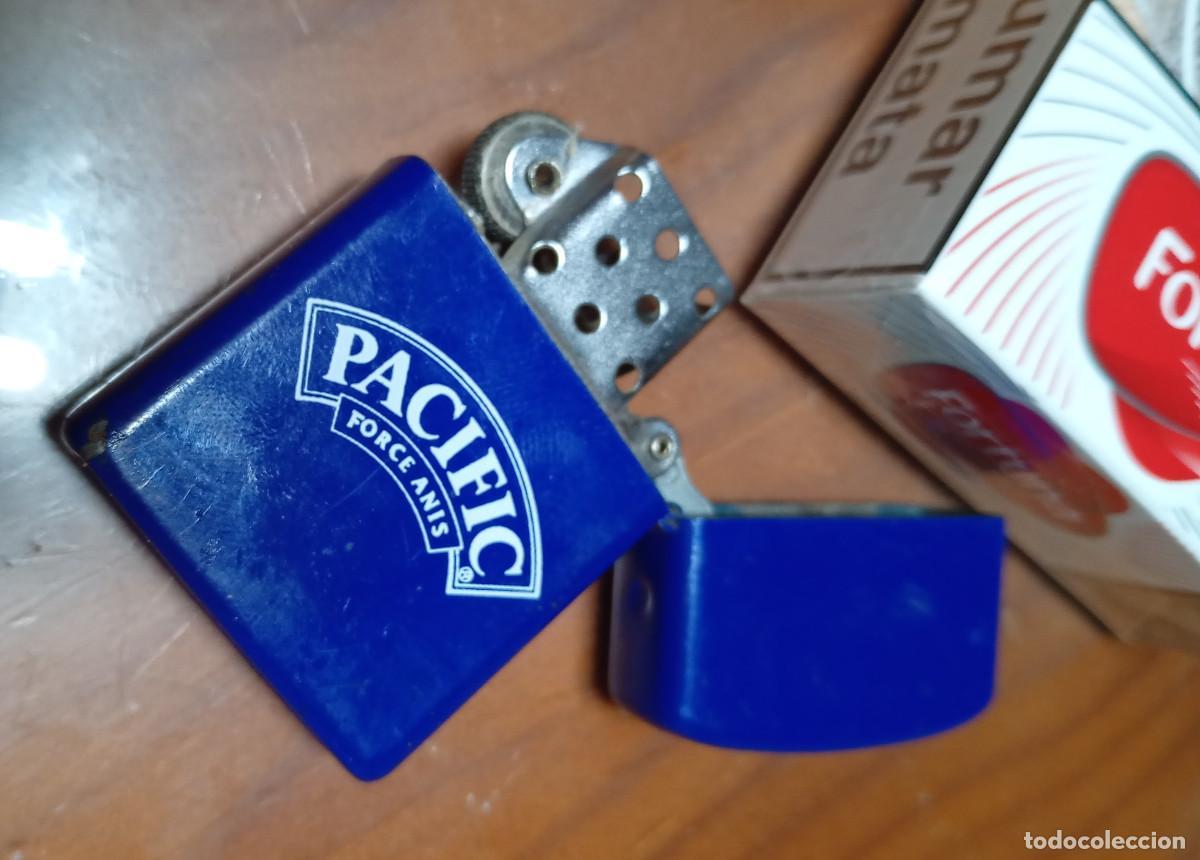 Mecheros: Mechero Zippo Pacific azul - Foto 3