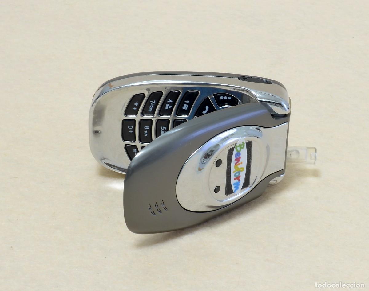 Mecheros: MECHERO EN FORMA DE TEL&Eacute;FONO M&Oacute;VIL - Foto 1