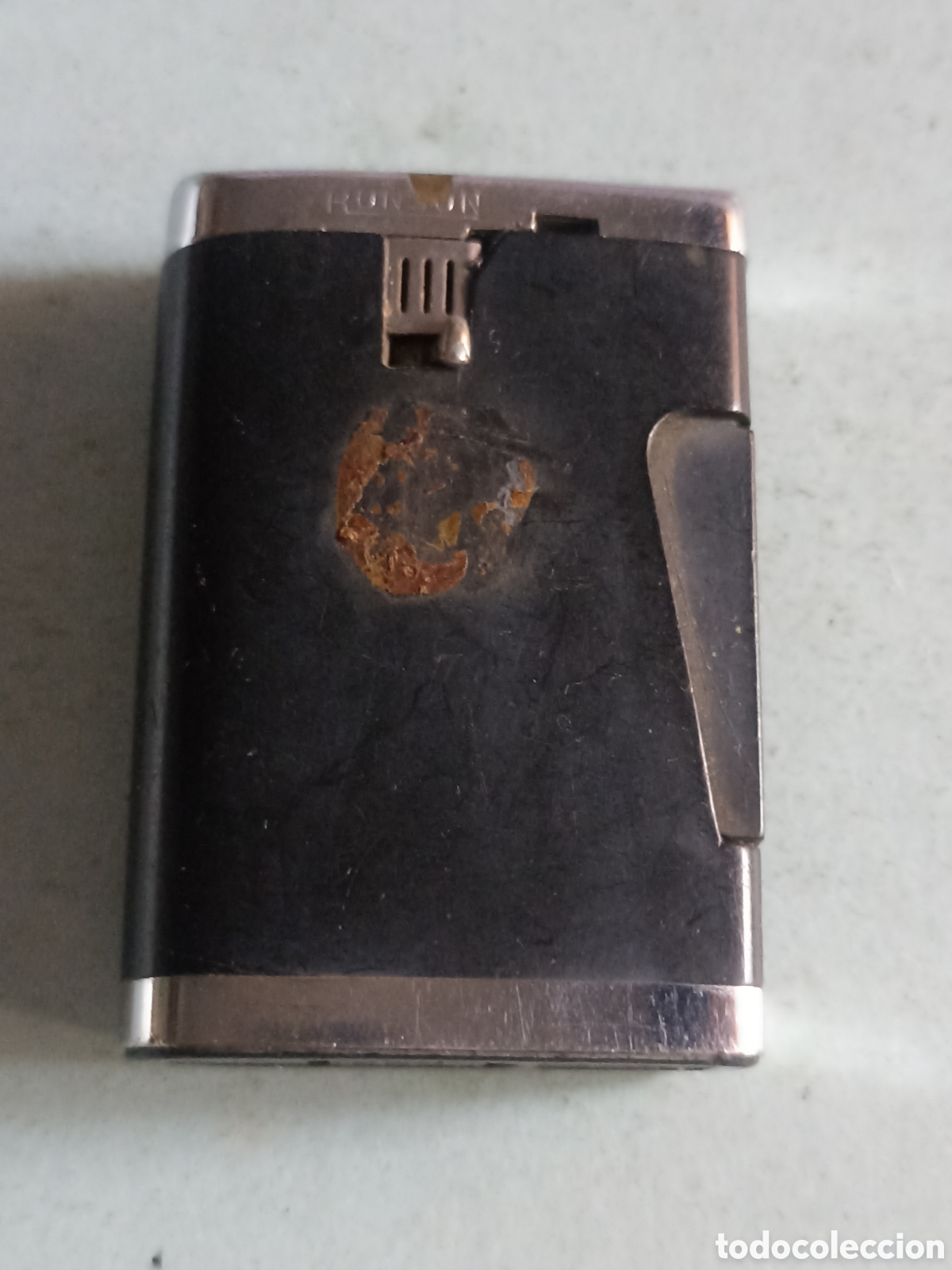 Mecheros: Encendedor Ronson negro deteriorado - Foto 1