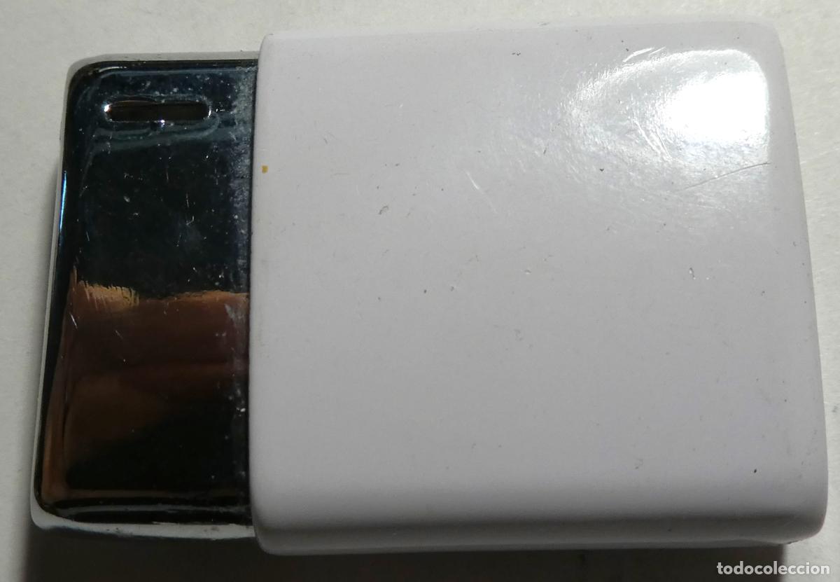 Mecheros: Mechero con la marca Marlboro - Foto 2