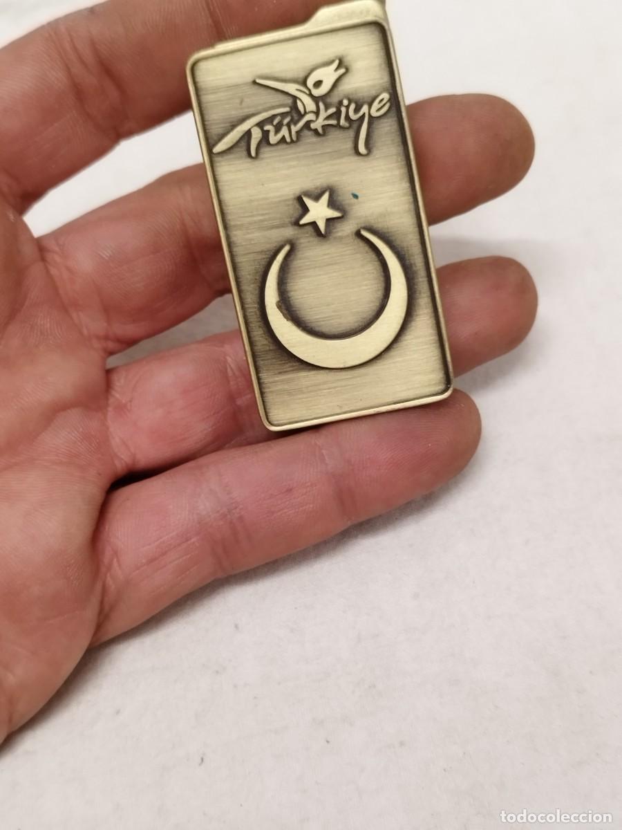 Mecheros: Antiguo mechero de Turqu&iacute;a. AVCI made in china. Sin probar.