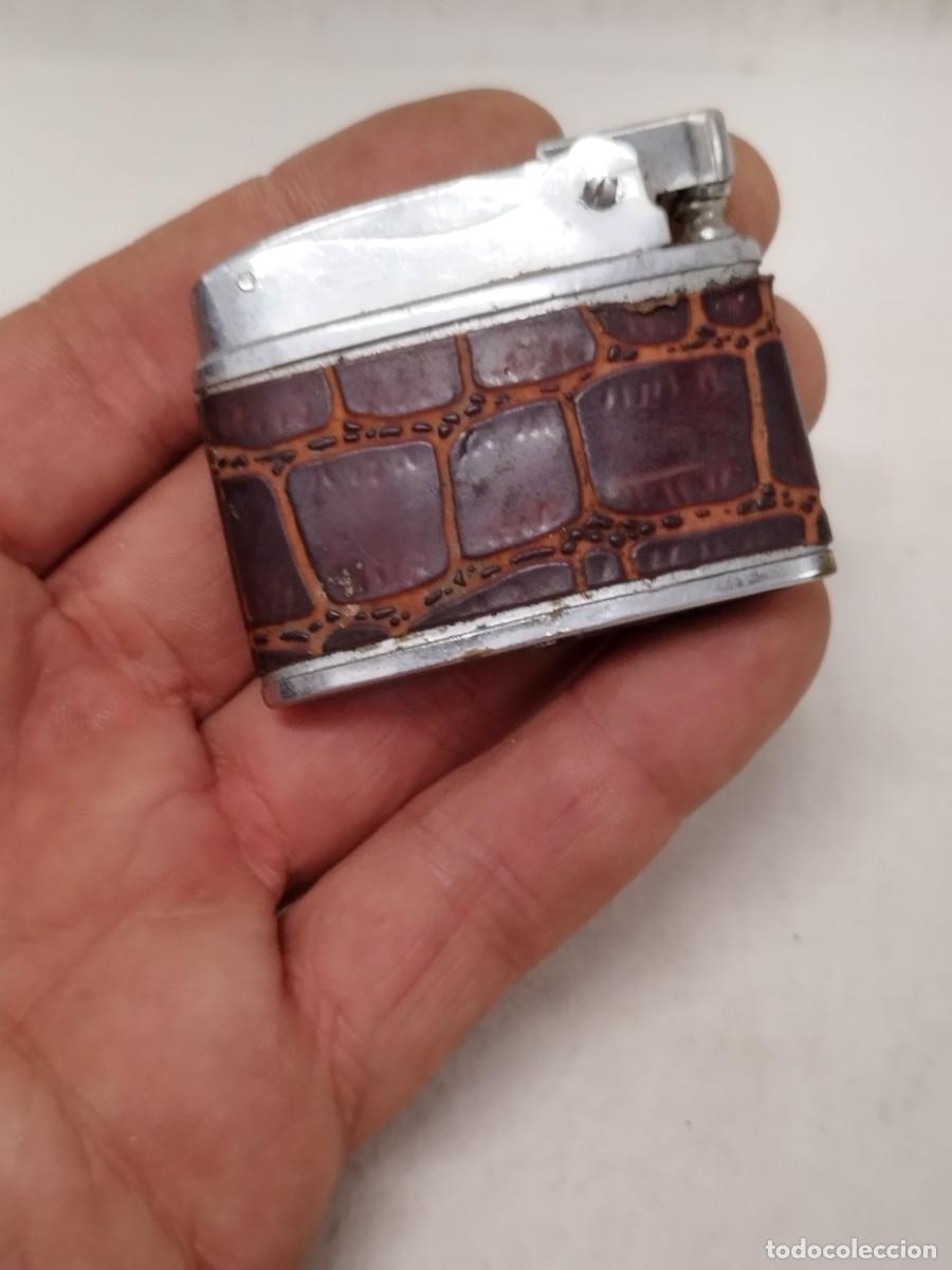 Mecheros: Antiguo mechero, encendedor a restaurar el accionar.