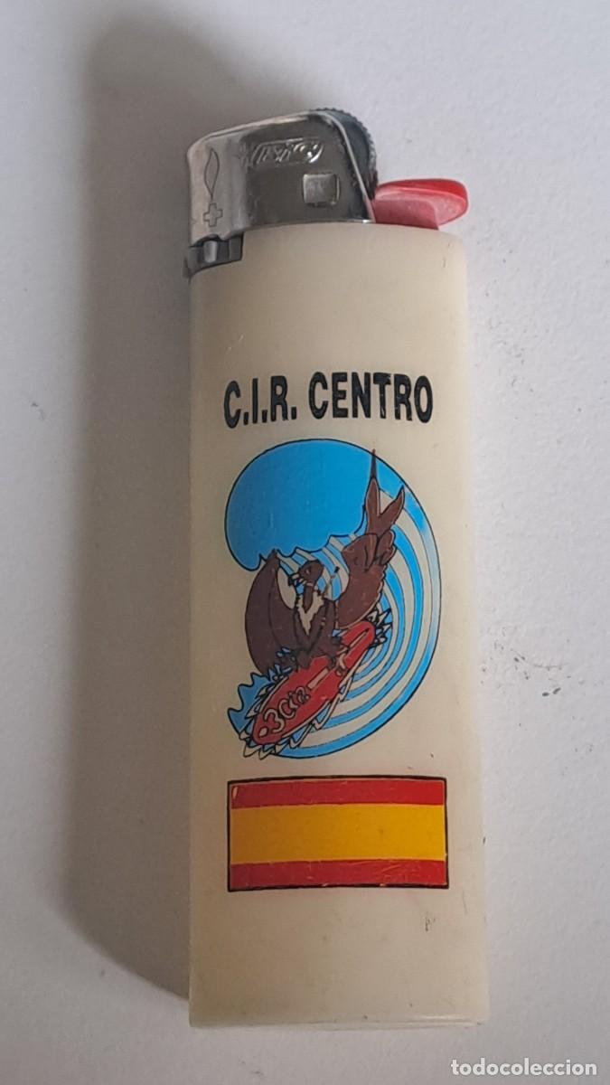 Mecheros: ANTIGUO MECHERO MILITAR C.I.R. CENTRO- PIEZA DE COLECCI&Oacute;N