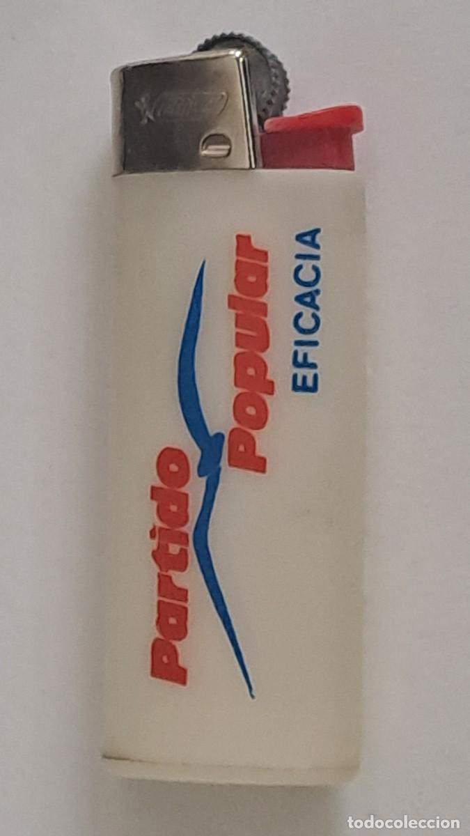 Mecheros: ANTIGUO MECHERO PEQUE&Ntilde;O TAMA&Ntilde;O PARTIDO POPULAR ALVAREZ DEL MANZANO - PIEZA DE COLECCI&Oacute;N