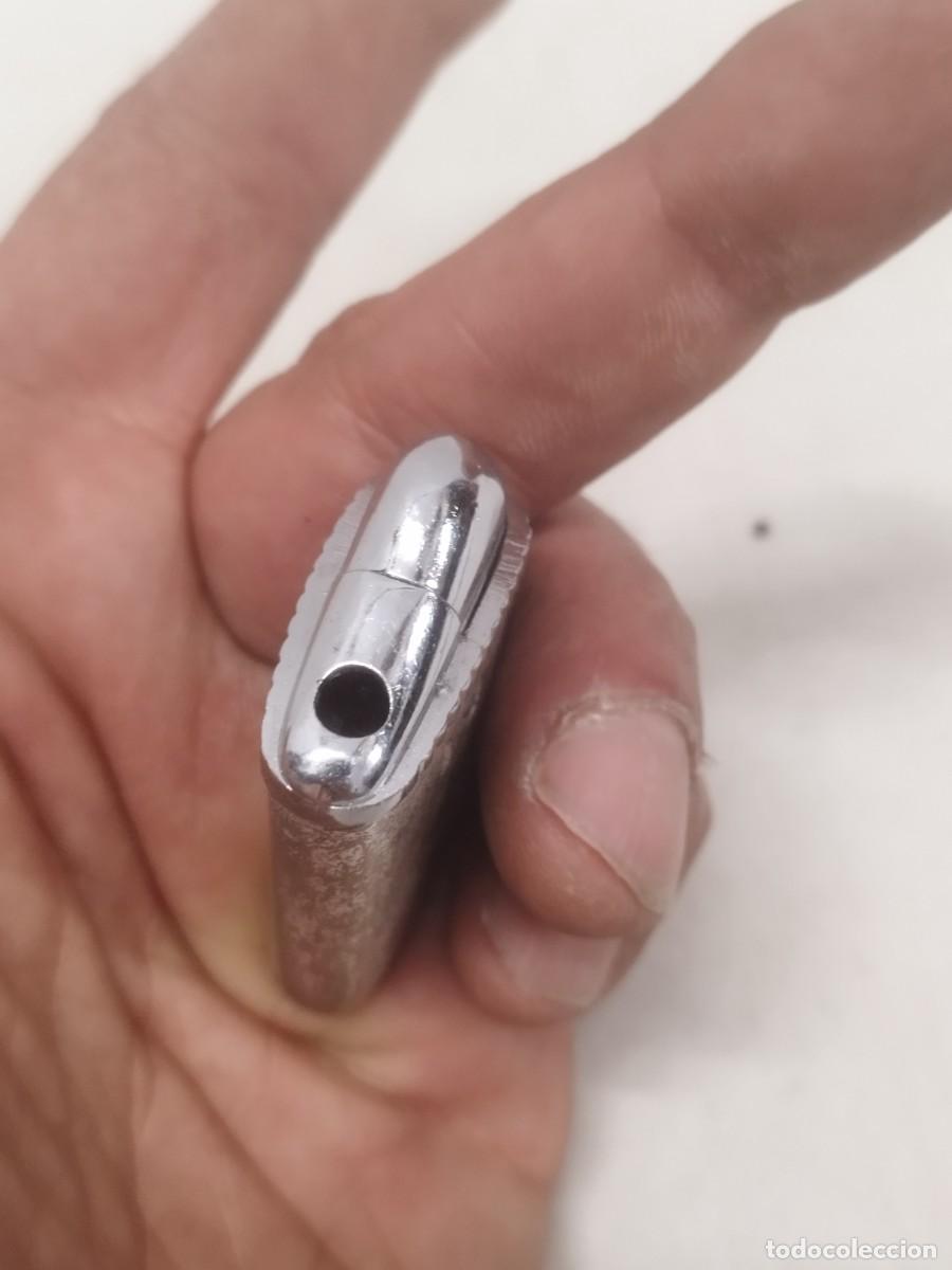 Mecheros: Mechero, encendedor con el numero 2000. Sin probar. - Foto 4