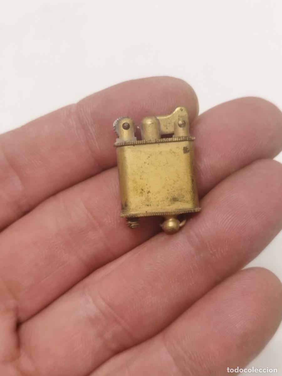 Mecheros: Antiguo Mechero, encendedor de en miniatura, de principios siglo XX. A identificar y sin probar.