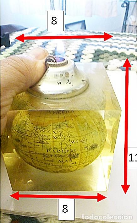 Mecheros: ENCENDEDOR CON ESFERA CL&Aacute;SICA DEL GLOBO TERR&Aacute;QUEO ENCRIPTADO EN ACETATO
