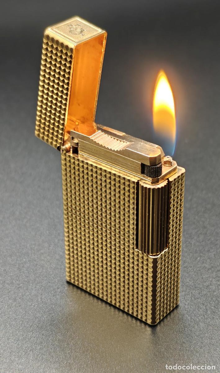Mecheros: Encendedor ST. Dupont. Ligne 1 (large), dise&ntilde;o diamante, chapado en oro (a&ntilde;os 80).