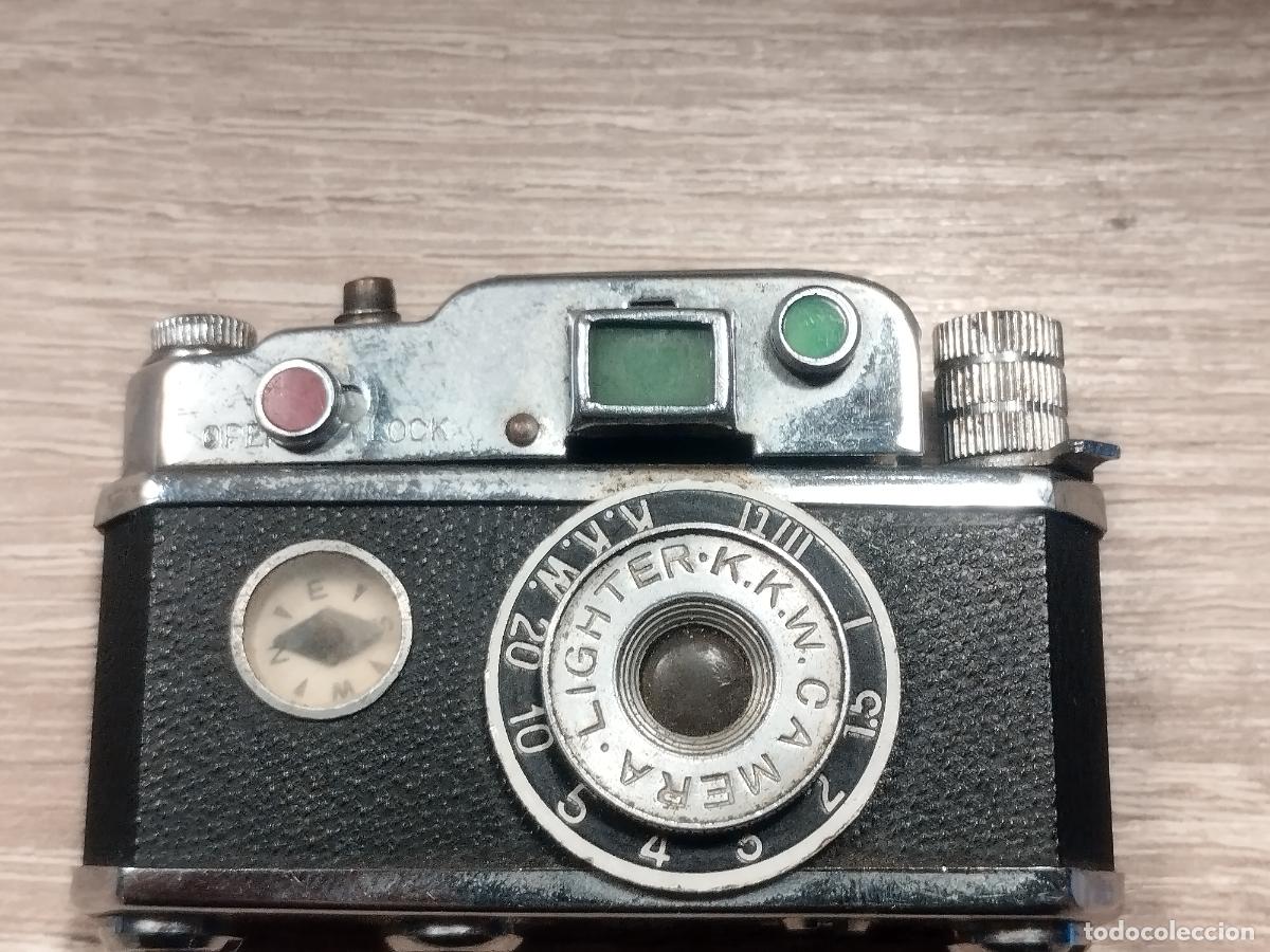 Mecheros: JT - ANTIGUO Y CURIOSO MECHERO KKV CON BRUJULA. TIPO CAMARA FOTOGRAFICA. BUENA CALIDAD. VER FOTOS