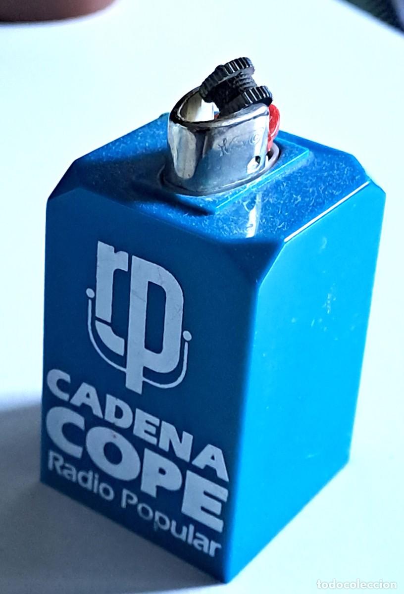 Mecheros: ANTIGUA BASE DE PLASTICO PARA MECHERO MINI BIC CADENA COPE