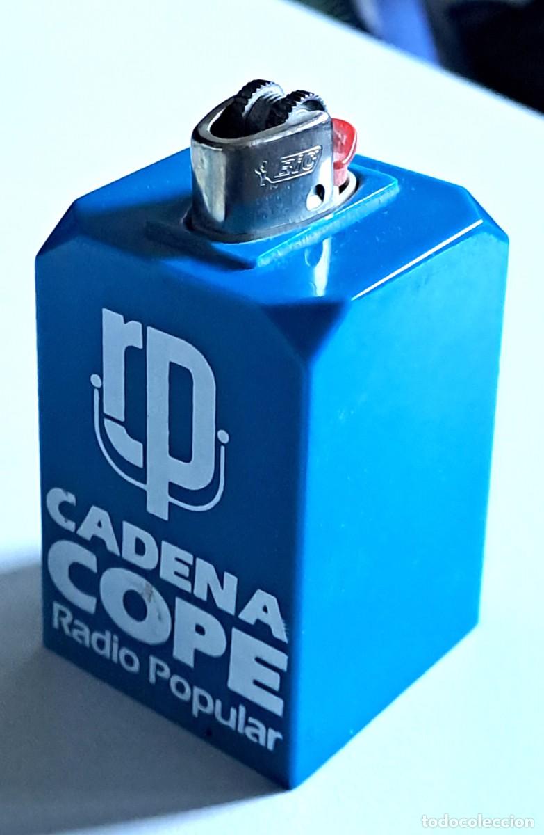 Mecheros: ANTIGUA BASE DE PLASTICO PARA MECHERO MINI BIC CADENA COPE