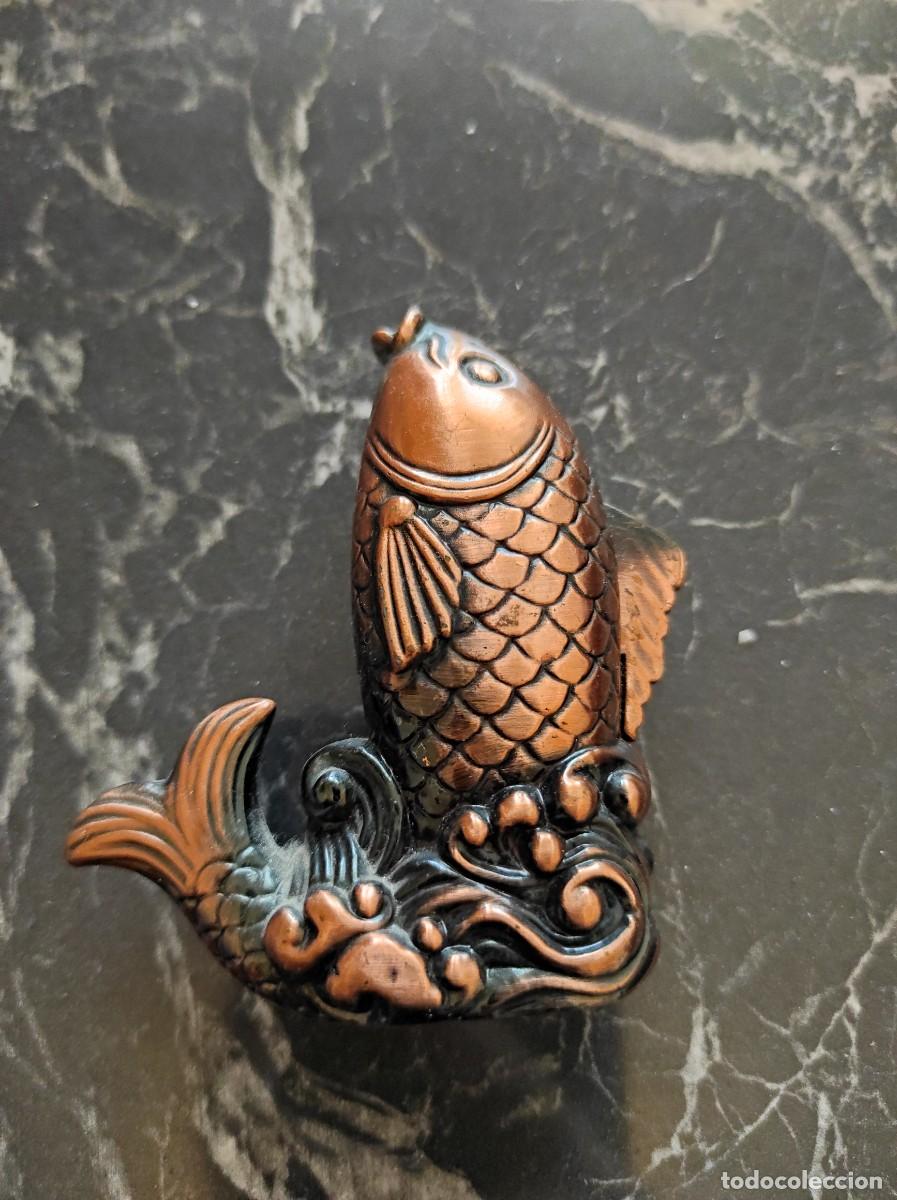 Mecheros: Mechero vintage con forma de pez - Foto 2