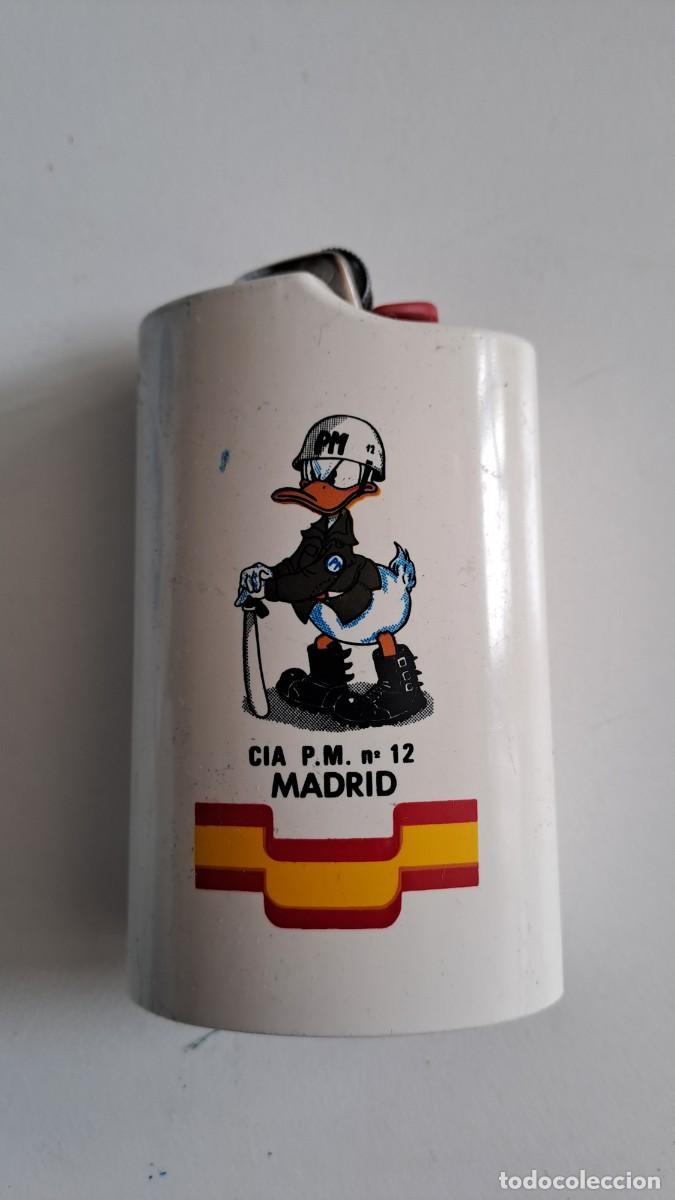 Mecheros: ANTIGUA BASE DE PLASTICO CIA P.M. N&ordm; 12 MADRID - MECHERO BIC - PIEZA DE COLECCION