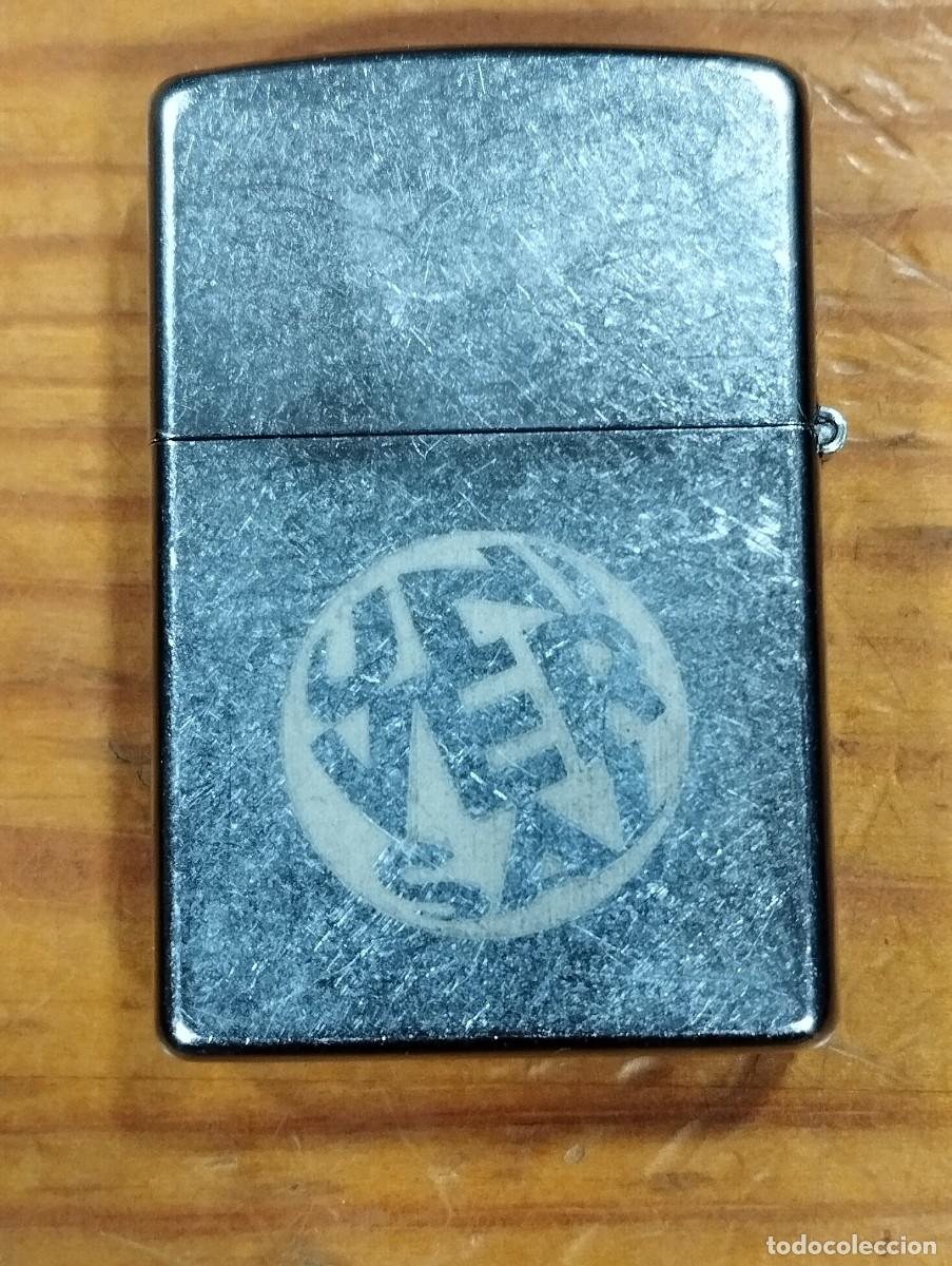 Mecheros: ENCENDEDOR MECHERO ZIPPO 04 CON PUBLICIDAD DE MARLBORO. FUNCIONA.