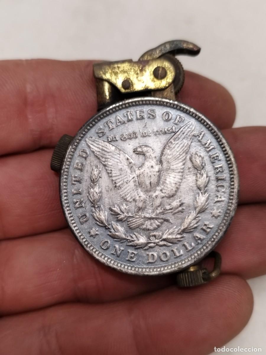 Mecheros: Antiguo mechero en forma de moneda de d&oacute;lar. A identificar. - Foto 1