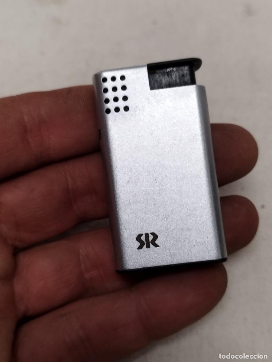 Mecheros: Antiguo mechero, encendedor Diplomat, suizo. Sin probar.