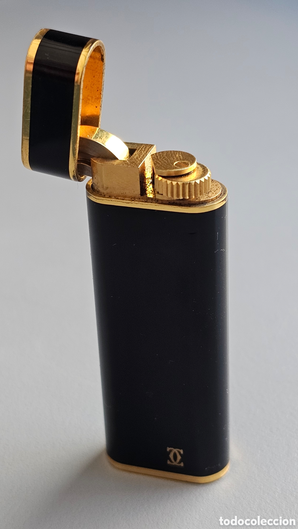 Feuerzeuge: Encendedor Cartier Must - Plaque Or G - FUNCIONANDO