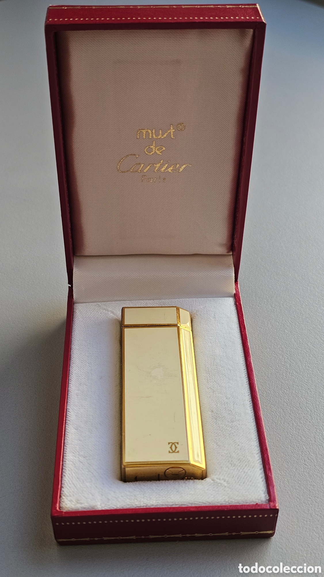 Feuerzeuge: Encendedor Must de Cartier - Vintage Oro y Laca - Con caja original (Full Set)