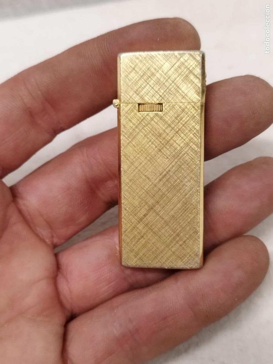 Mecheros: Antiguo mechero, encendedor Sharn, Snarn?. Dorado Sin probar.