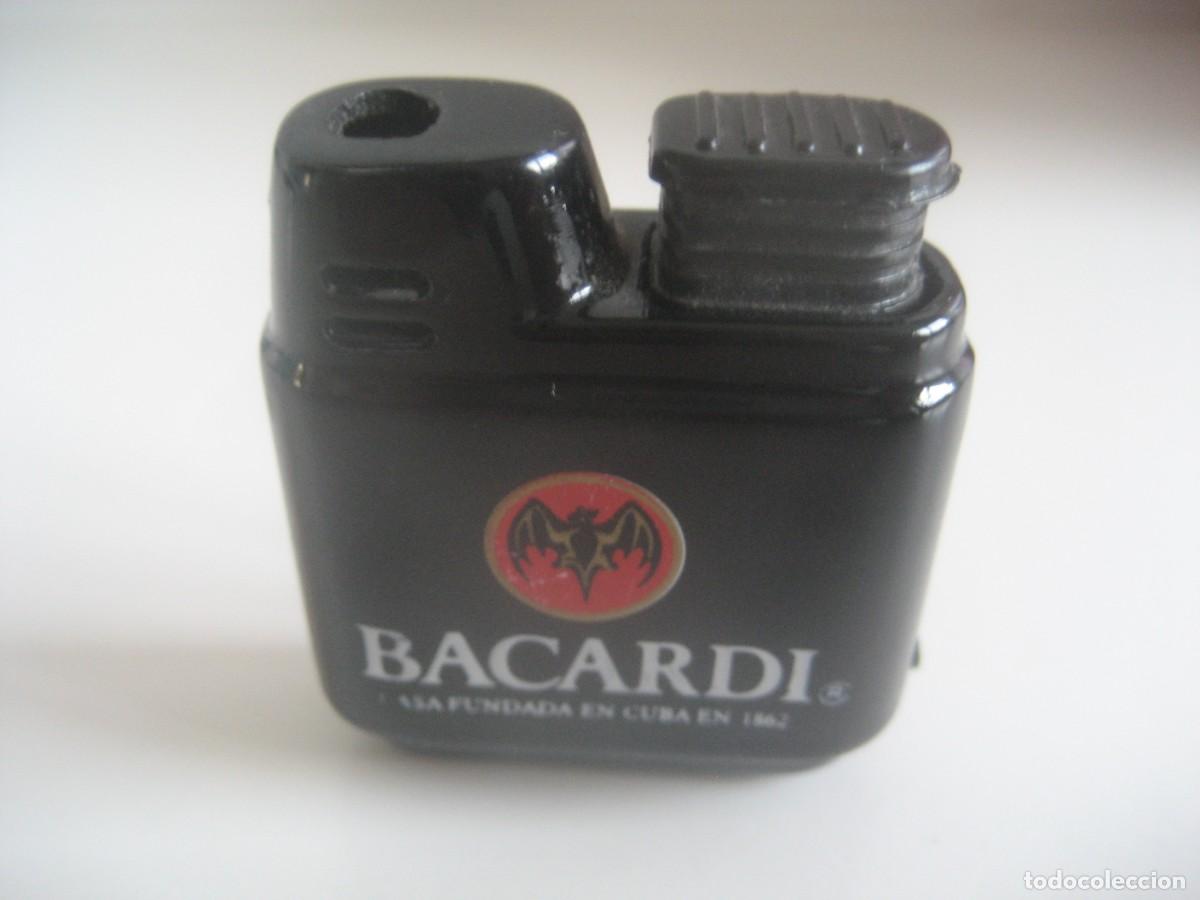 Mecheros: MECHERO ENCENDEDOR PUBLICIDAD RON BACARDI N&ordm;2