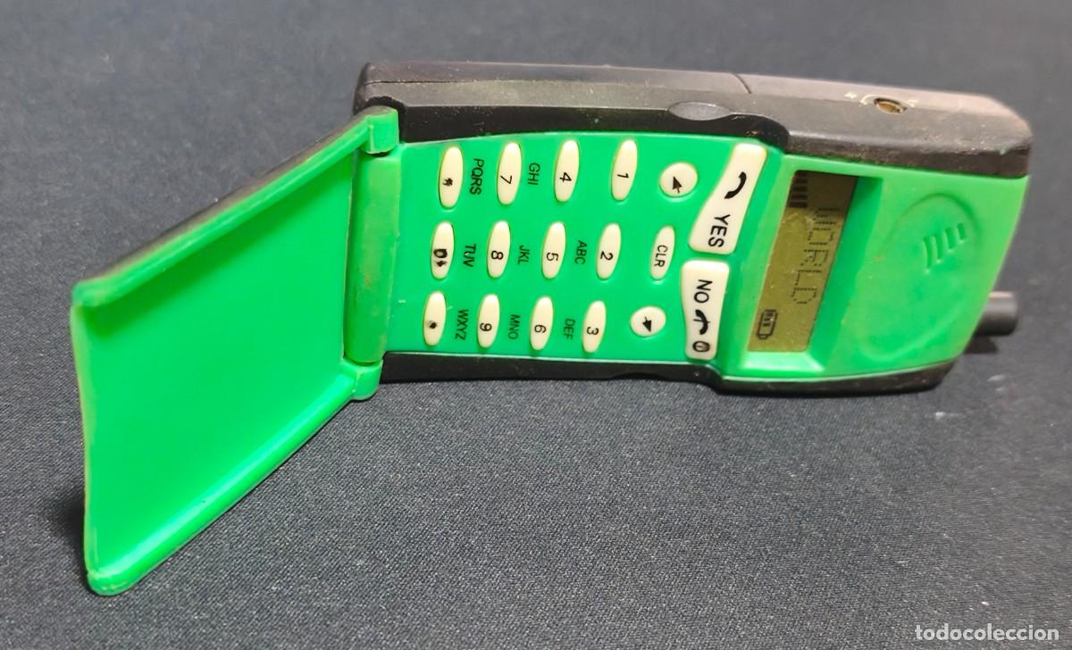 Mecheros: Mechero encendedor en forma telefono movil