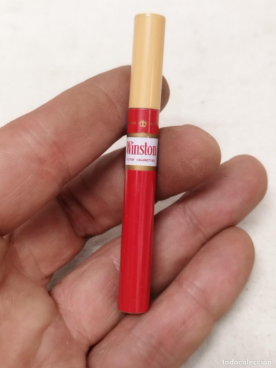 Mecheros: Mechero, encendedor publicidad tabaco Winston. En forma de cigarro, cigarrillo. Sin probar.