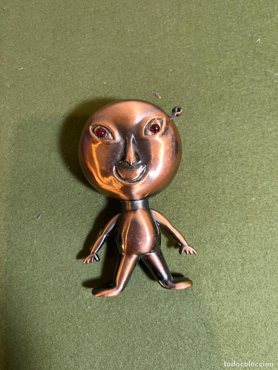 Isqueiros: Mechero Akuba vintage con forma de extraterrestre acabado cobre encendedor coleccionismo a&ntilde;os 70-80