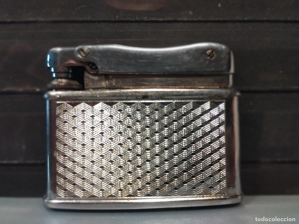 Briquets: SEV M43 MECHERO DELBIN -M. MATAMAR. BARCELONA. BUENA CALIDAD. VER FOTOS.