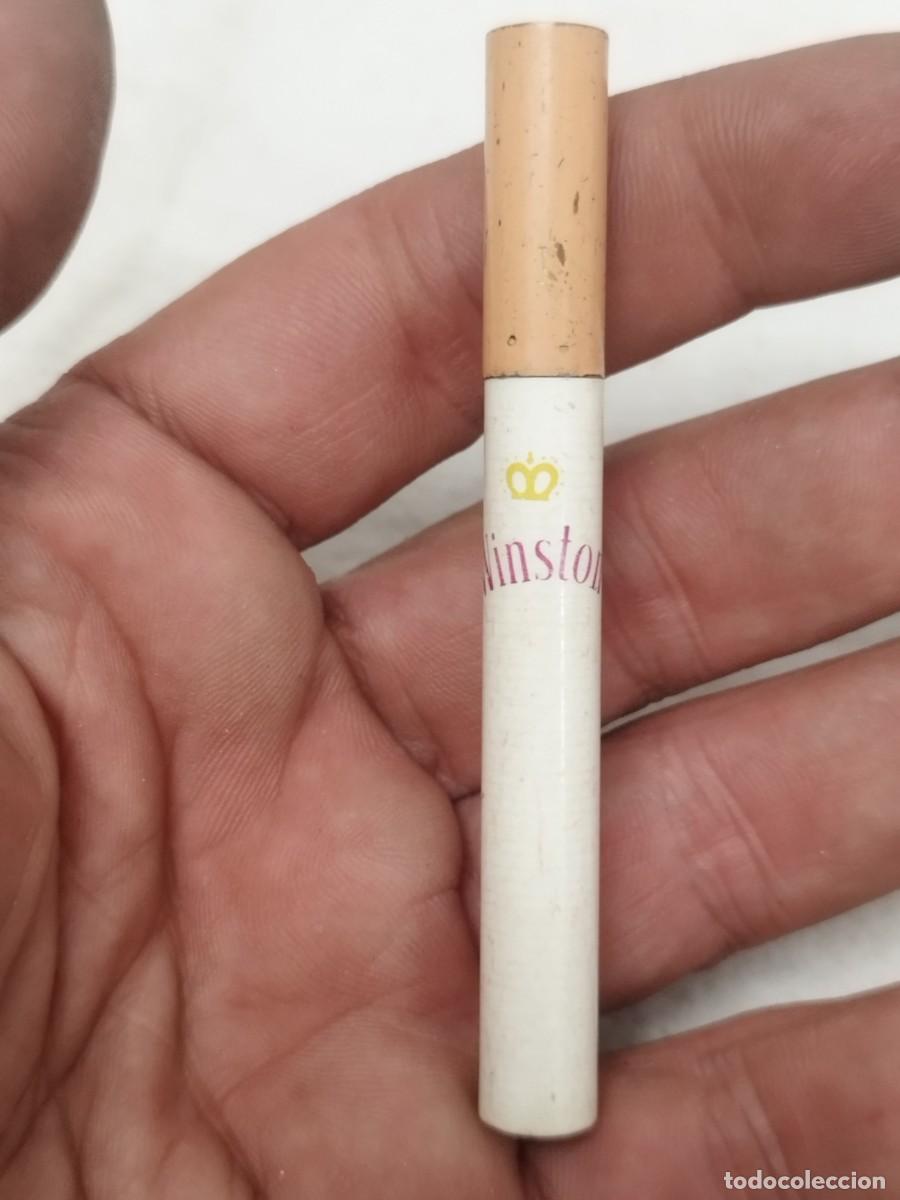 Mecheros: Mechero, encendedor en forma de cigarro o cigarrillo. Publicidad tabaco winston.