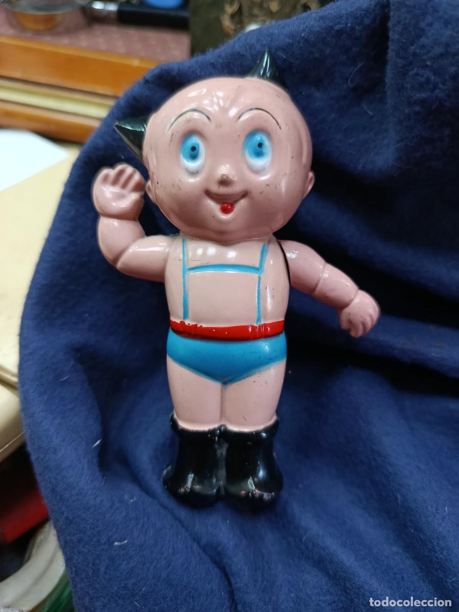 Mecheros: Encendedor met&aacute;lico personaje de Manga japon&eacute;s Astroboy,a&ntilde;os 80