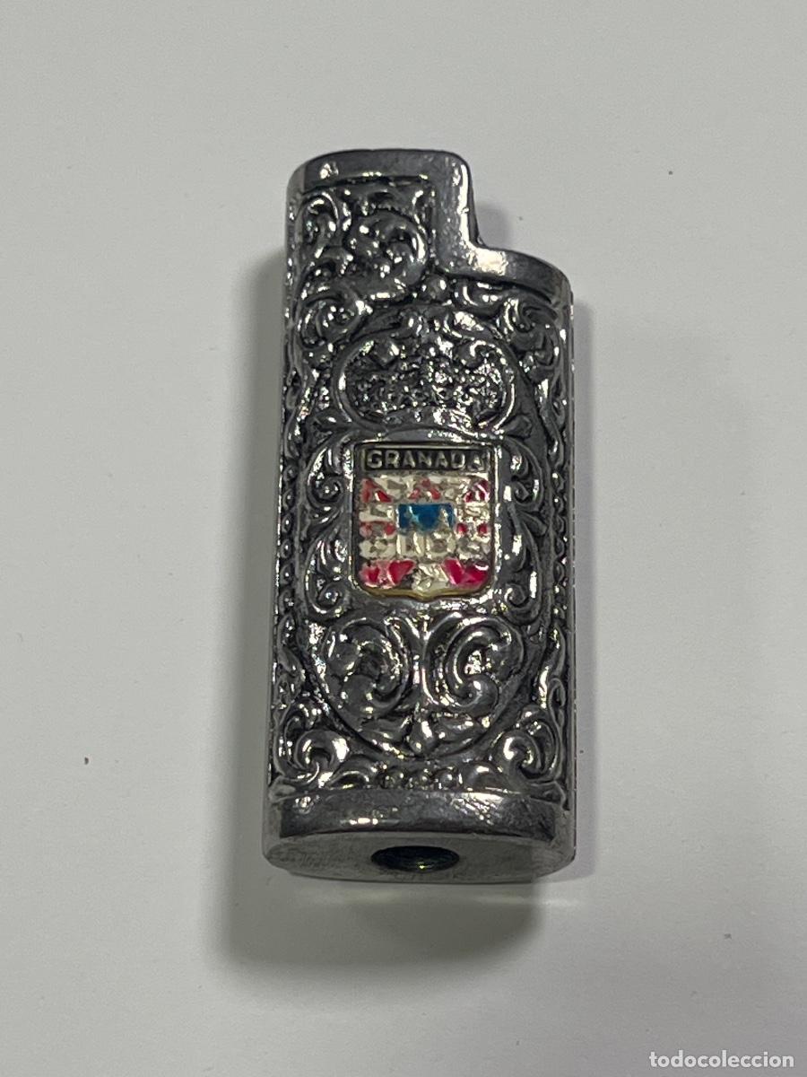 Mecheros: FUNDA PARA MECHERO ENCENDEDOR TIPO BIC. GRANADA. 6 x 3 CM.