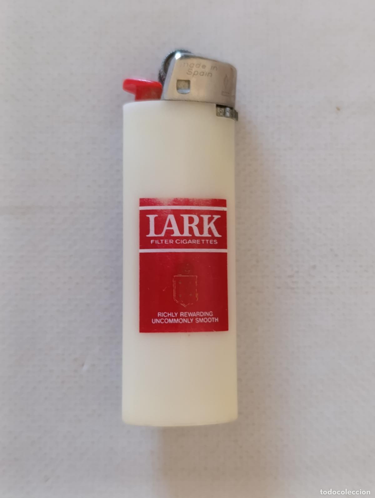 Mecheros: MECHERO ENCENDEDOR LARK - PUBLICIDAD TABACO (P7C)