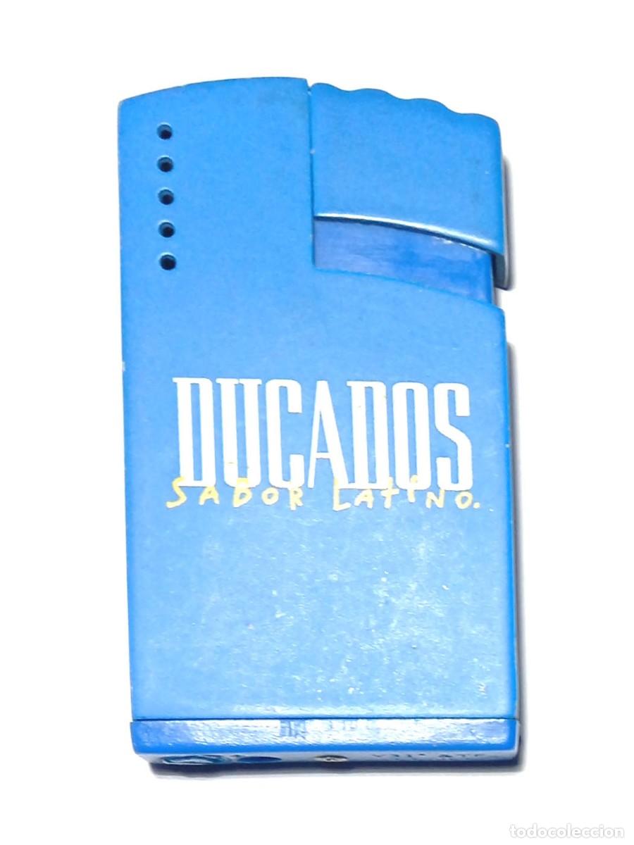 Briquets: Mechero con propaganda de cigarrillos DUCADOS