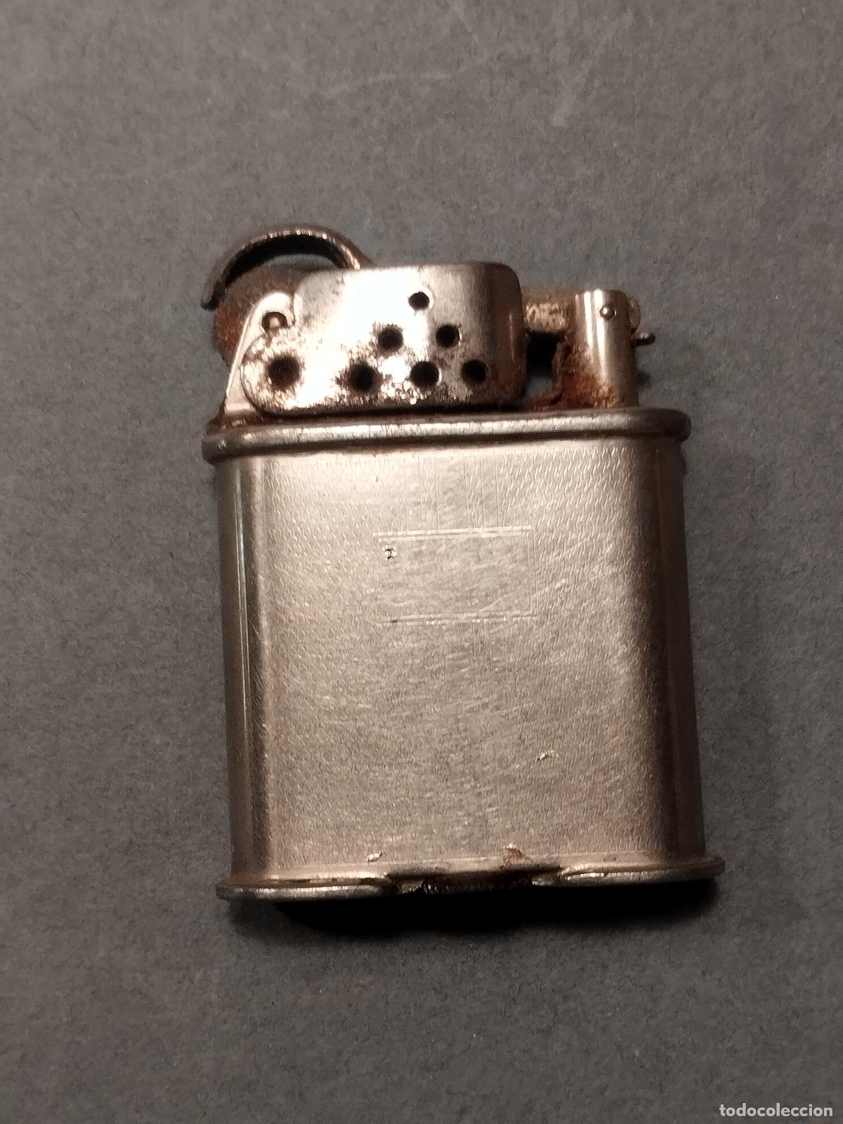 Lighters: FAC 77 MECHERO LUQUY THORENS. PATENTE SUIZA. ALGO DE OXIDO.